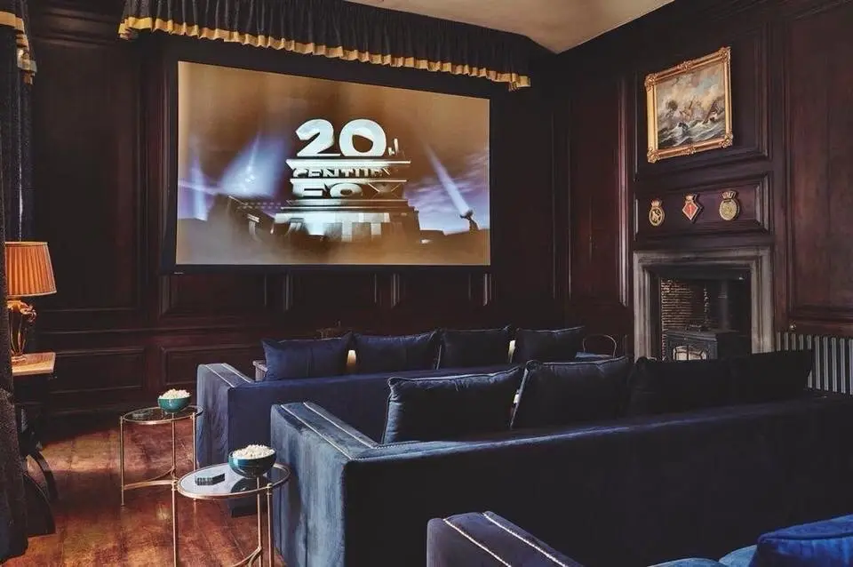 Home Cinema